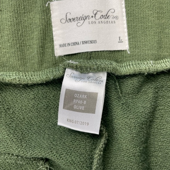 Sovereign Code | Ozark Olive Weekend Jogger Large - Picture 8 of 10